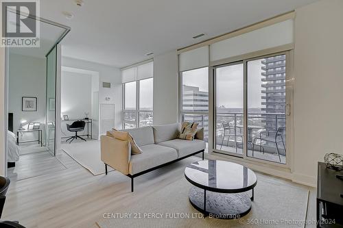 2011 - 23 Sheppard Avenue E, Toronto, ON - Indoor Photo Showing Living Room