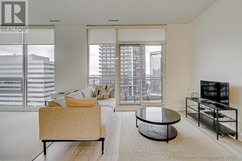 2011 - 23 Sheppard Avenue E, Toronto, ON - Indoor Photo Showing Living Room