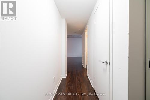 807 - 375 King Street W, Toronto, ON - Indoor Photo Showing Other Room