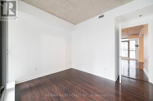 807 - 375 King Street W, Toronto, ON - Indoor Photo Showing Other Room