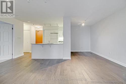 2507 - 33 Sheppard Avenue E, Toronto, ON - Indoor Photo Showing Other Room