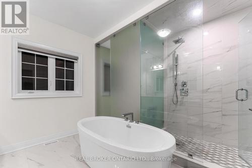 17 Brant Drive, Vaughan, ON - Indoor Photo Showing Bathroom