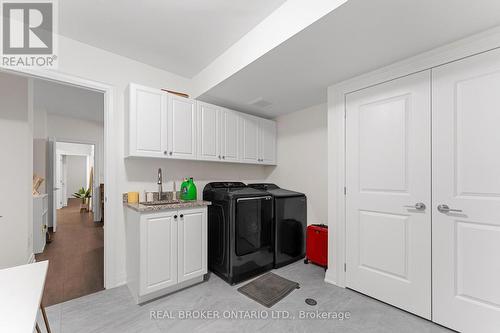 17 Brant Drive, Vaughan, ON - Indoor Photo Showing Laundry Room