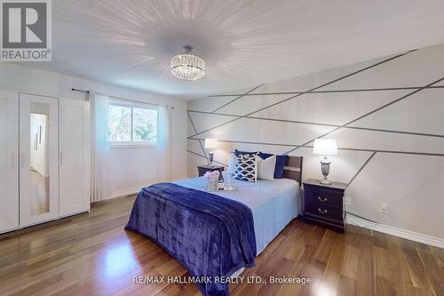 127 O'Connor Crescent, Richmond Hill, ON - Indoor Photo Showing Bedroom