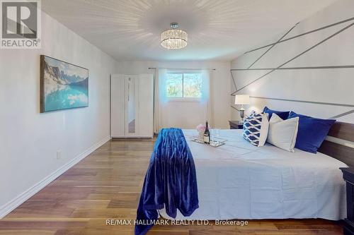 127 O'Connor Crescent, Richmond Hill, ON - Indoor Photo Showing Bedroom