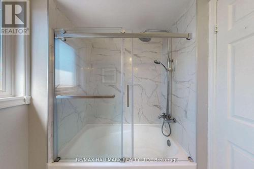 127 O'Connor Crescent, Richmond Hill, ON - Indoor Photo Showing Bathroom