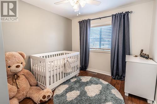 211 Nathan Crescent, Barrie, ON - Indoor Photo Showing Bedroom