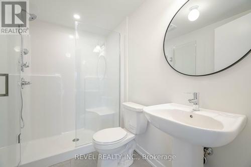 3084 Harasym Trail, Oakville, ON - Indoor Photo Showing Bathroom