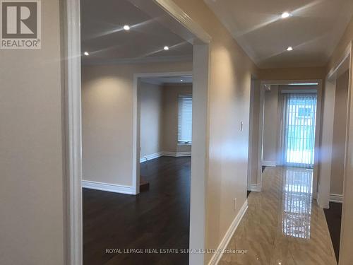 5708 Invergordon Lane, Mississauga, ON - Indoor Photo Showing Other Room