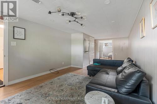 253 West 33Rd Street, Hamilton, ON - Indoor Photo Showing Other Room