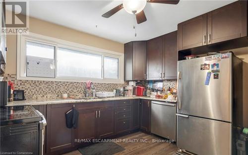 253 West 33Rd Street, Hamilton, ON - Indoor Photo Showing Kitchen