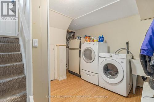 253 West 33Rd Street, Hamilton, ON - Indoor Photo Showing Laundry Room