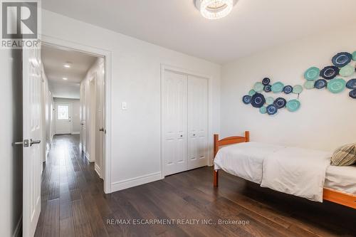 1223 Dunsmure Road, Hamilton, ON - Indoor Photo Showing Bedroom