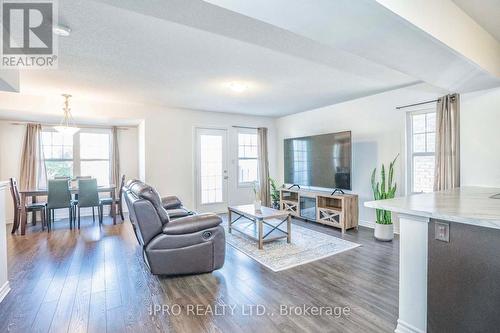 1541 Gainer Crescent, Milton, ON - Indoor Photo Showing Living Room