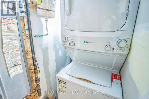 1541 Gainer Crescent, Milton, ON - Indoor Photo Showing Laundry Room