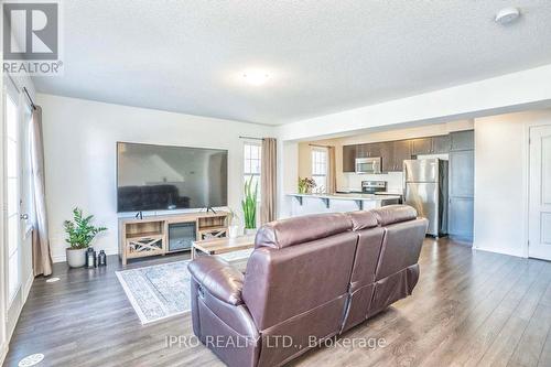 1541 Gainer Crescent, Milton, ON - Indoor Photo Showing Living Room