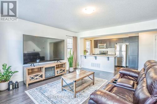 1541 Gainer Crescent, Milton, ON - Indoor Photo Showing Living Room