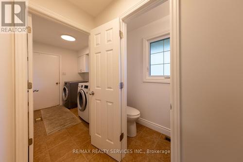 1 Mccort Drive S, Caledon, ON - Indoor Photo Showing Laundry Room