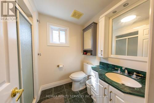 1 Mccort Drive S, Caledon, ON - Indoor Photo Showing Bathroom