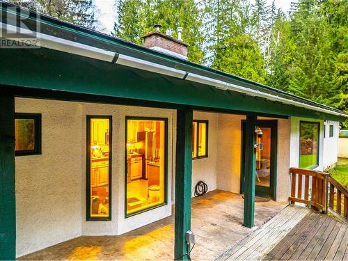 1557 Nichol Road, Revelstoke, BC - Outdoor With Deck Patio Veranda With Exterior