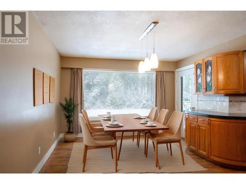 Dining area - 1557 Nichol Road, Revelstoke, BC - Indoor Photo Showing Other Room