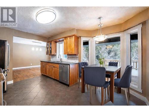 Second dining area - 1557 Nichol Road, Revelstoke, BC - Indoor Photo Showing Other Room