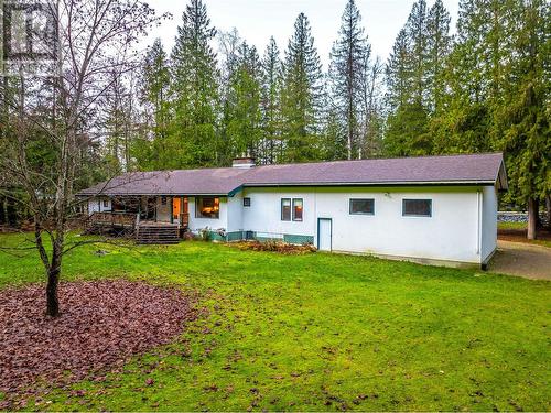 1557 Nichol Road, Revelstoke, BC - Outdoor