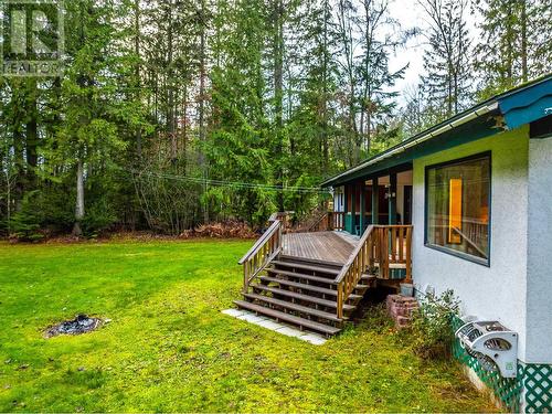 1557 Nichol Road, Revelstoke, BC - Outdoor