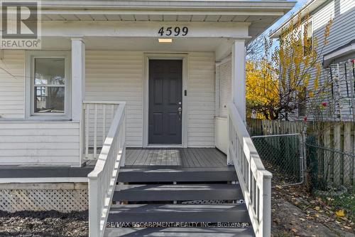 4599 Fourth Avenue, Niagara Falls, ON - Outdoor With Deck Patio Veranda