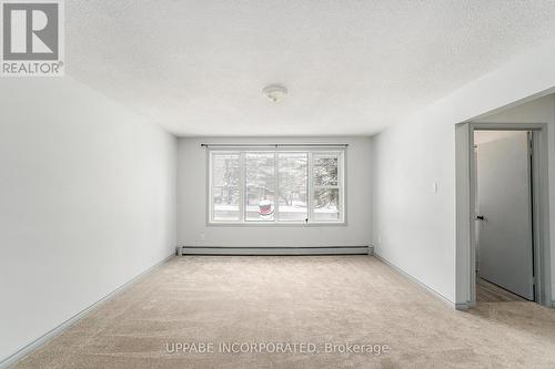 4405 Navan Road, Ottawa, ON - Indoor Photo Showing Other Room