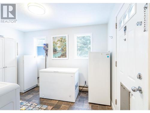 4315 Rainbow Drive, Canim Lake, BC - Indoor Photo Showing Laundry Room