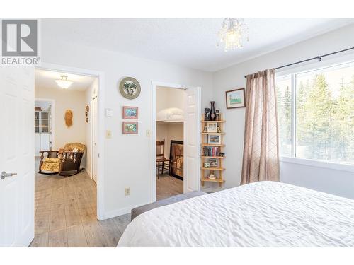 4315 Rainbow Drive, Canim Lake, BC - Indoor Photo Showing Bedroom