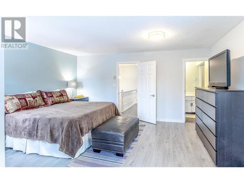 4315 Rainbow Drive, Canim Lake, BC - Indoor Photo Showing Bedroom