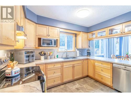 4315 Rainbow Drive, Canim Lake, BC - Indoor Photo Showing Kitchen With Double Sink