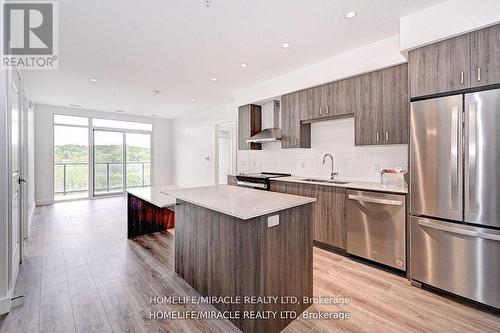 910 - 15 Glebe Street N, Cambridge, ON - Indoor Photo Showing Kitchen With Stainless Steel Kitchen With Upgraded Kitchen