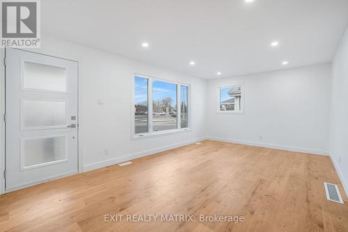 527 Higginson Street, Hawkesbury, ON - Indoor Photo Showing Other Room