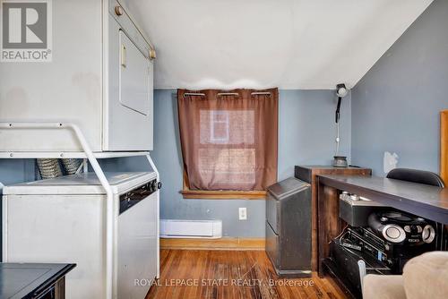 112 Dorothy Street, Welland, ON - Indoor Photo Showing Laundry Room