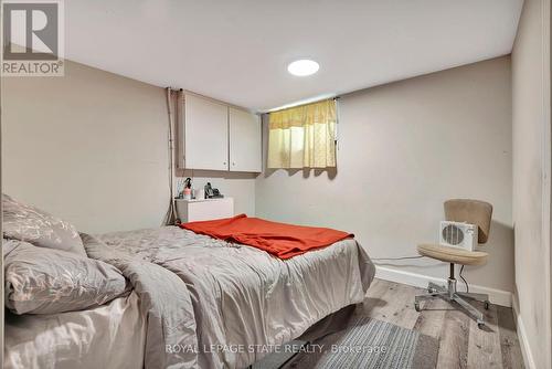 112 Dorothy Street, Welland, ON - Indoor Photo Showing Bedroom