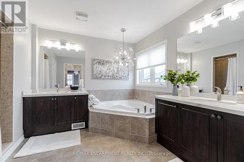 8788 Dogwood Crescent, Niagara Falls, ON - Indoor Photo Showing Bathroom