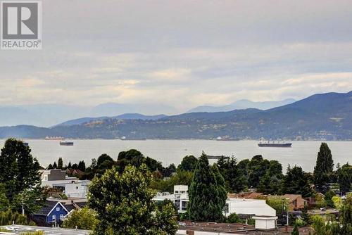 523 1777 W 7Th Avenue, Vancouver, BC - Outdoor With Body Of Water With View