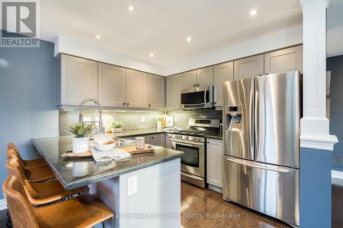 21 Robertson Street, Collingwood, ON - Indoor Photo Showing Kitchen With Stainless Steel Kitchen