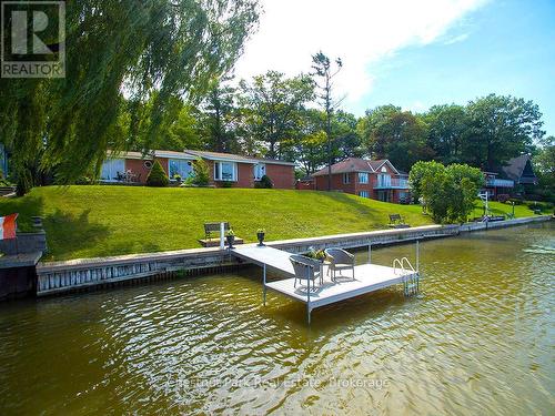 90 Edgewater Road, Wasaga Beach, ON - Outdoor With Body Of Water