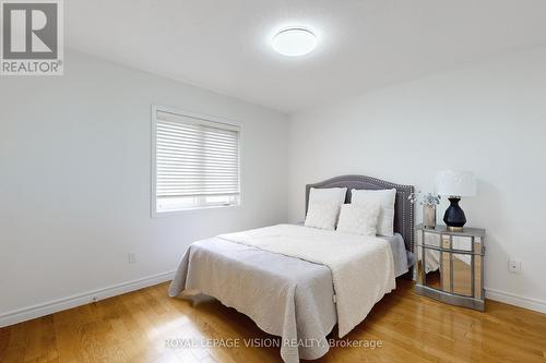 167 Golden Meadow Drive, Markham, ON - Indoor Photo Showing Bedroom