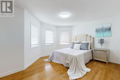 167 Golden Meadow Drive, Markham, ON - Indoor Photo Showing Bedroom