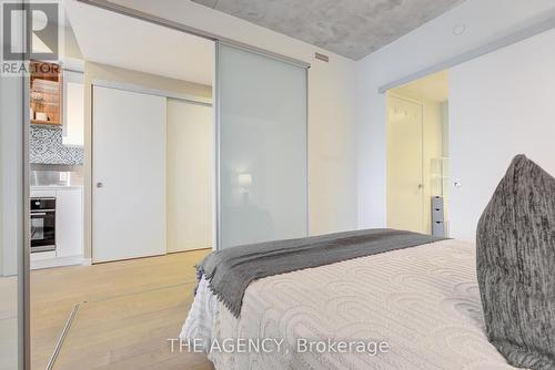 711 - 383 Sorauren Avenue, Toronto, ON - Indoor Photo Showing Bedroom