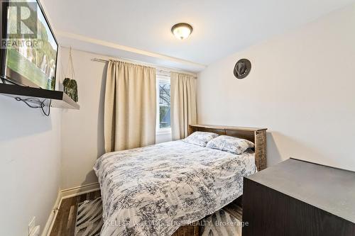 63 - 2530 Northampton Boulevard, Burlington, ON - Indoor Photo Showing Bedroom