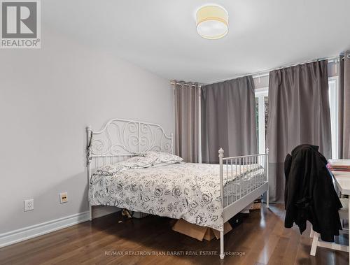 3022 Bayview Avenue, Toronto, ON - Indoor Photo Showing Bedroom