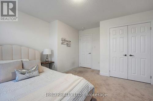 109 Auckland Drive, Whitby, ON - Indoor Photo Showing Bedroom