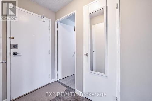 401 - 60 Inverlochy Boulevard, Markham, ON - Indoor Photo Showing Other Room