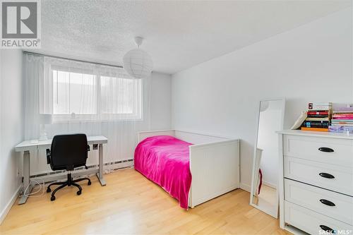 28 2707 7Th Street E, Saskatoon, SK - Indoor Photo Showing Bedroom